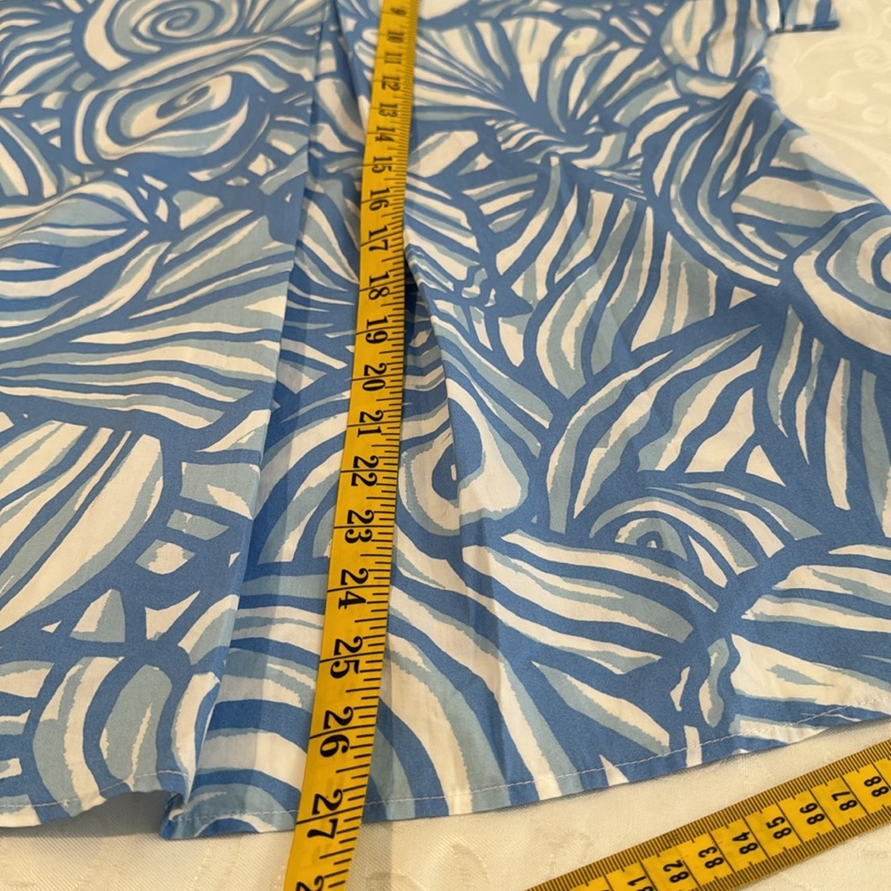 π3/$15π Vineyard Vines 1/2 Button Up Popover. Size 4. - Picture 10 of 10